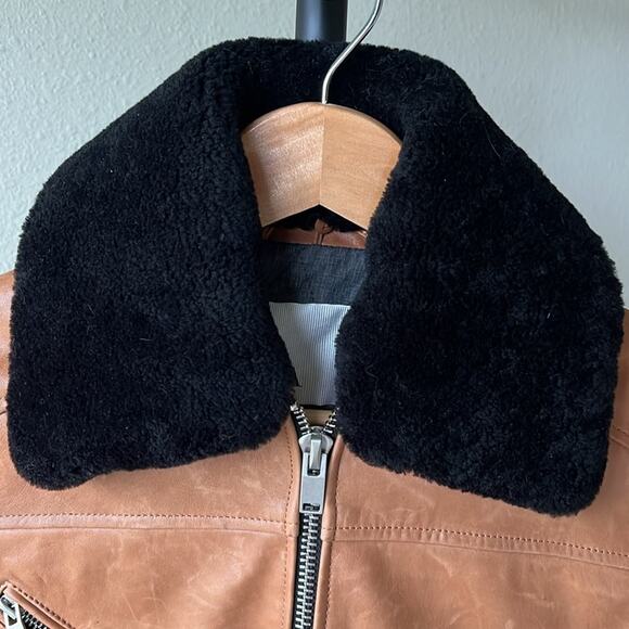 Doma Women’s Cropped Leather Bomber Jacket with Detachable Shearling Collar - L - Picture 3 of 9